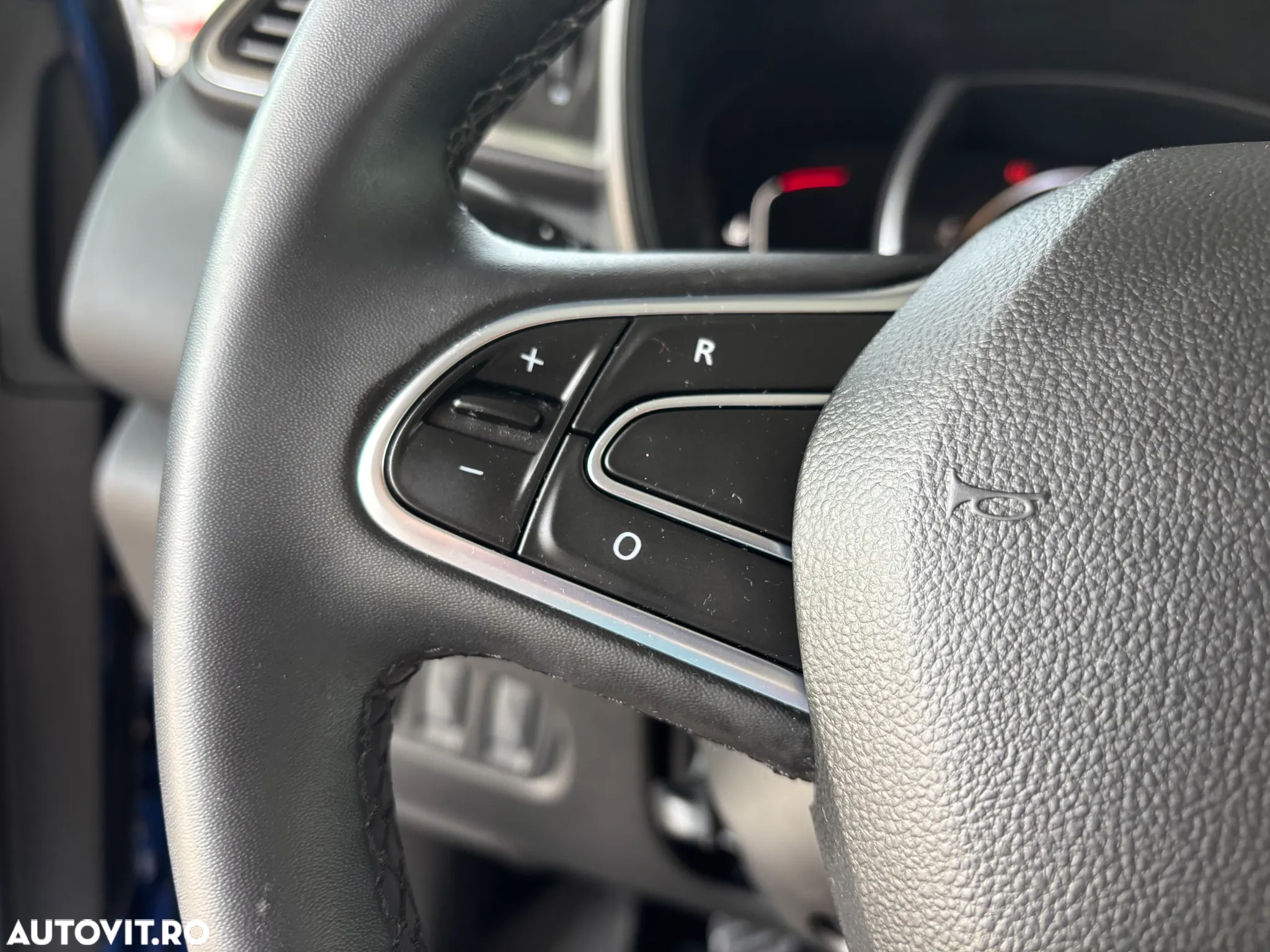 Renault Kadjar TCe 140 GPF ZEN - 24