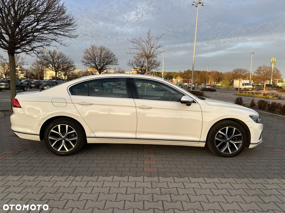 Volkswagen Passat 2.0 TSI Elegance DSG - 9