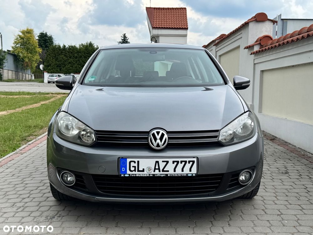 Volkswagen Golf - 28