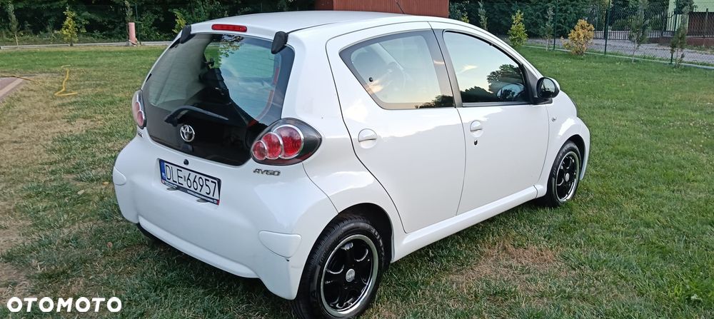 Toyota Aygo x-cite - 8