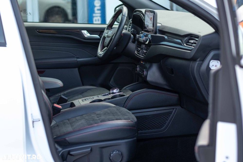 Ford Kuga 2.5 Duratec PHEV ST Line X - 20