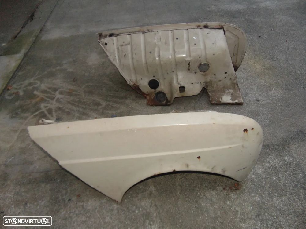 Renault 4F/4L guarda lamas - 2