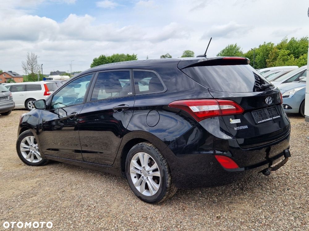 Hyundai i30 1.6 CRDi Premium - 4
