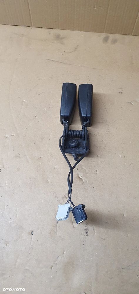 Zapinka pasa tył tylna Opel Zafira C 13251491 13332236 - 1