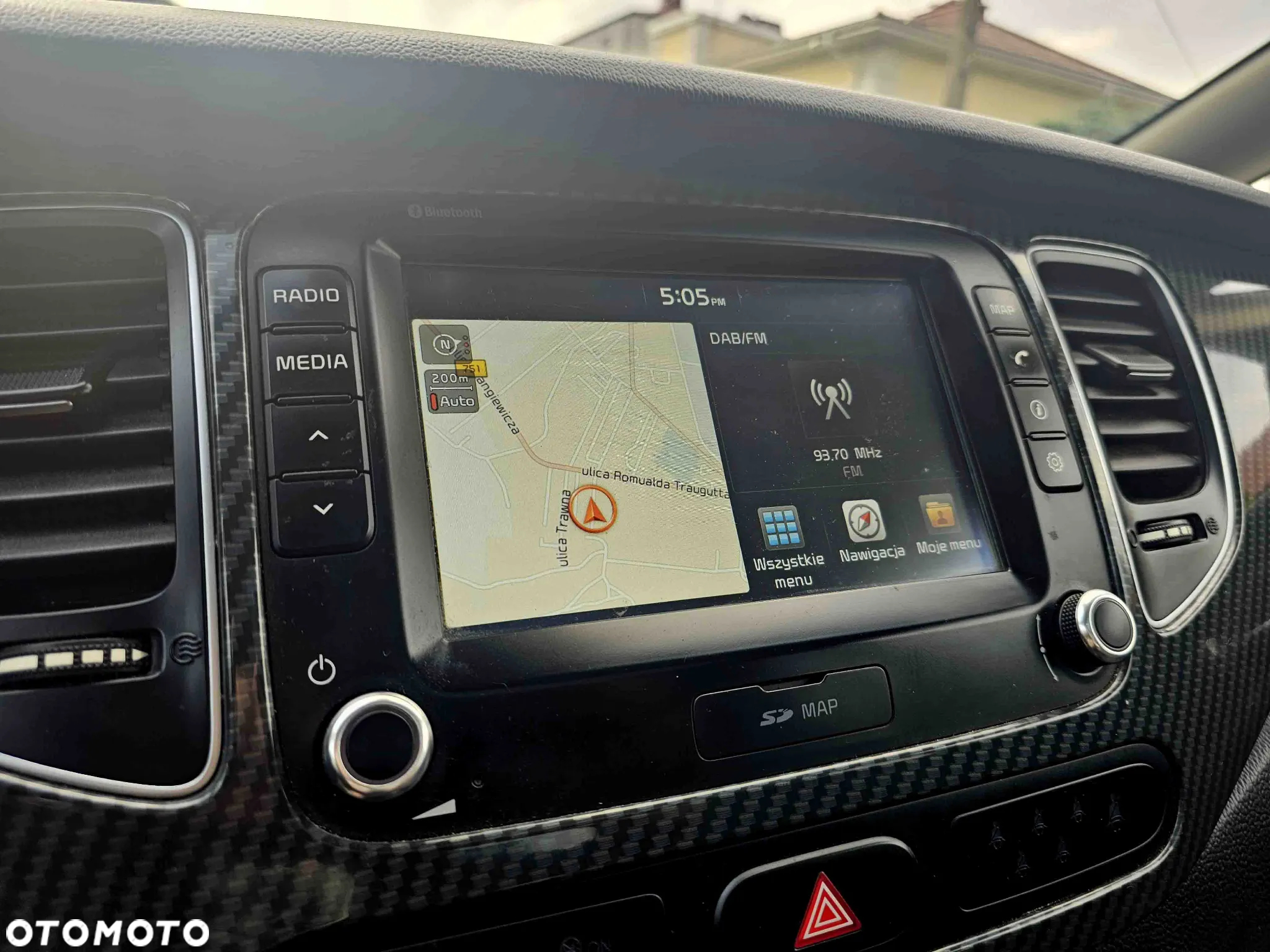 Kia Carens 1.7 CRDi M 7os - 24
