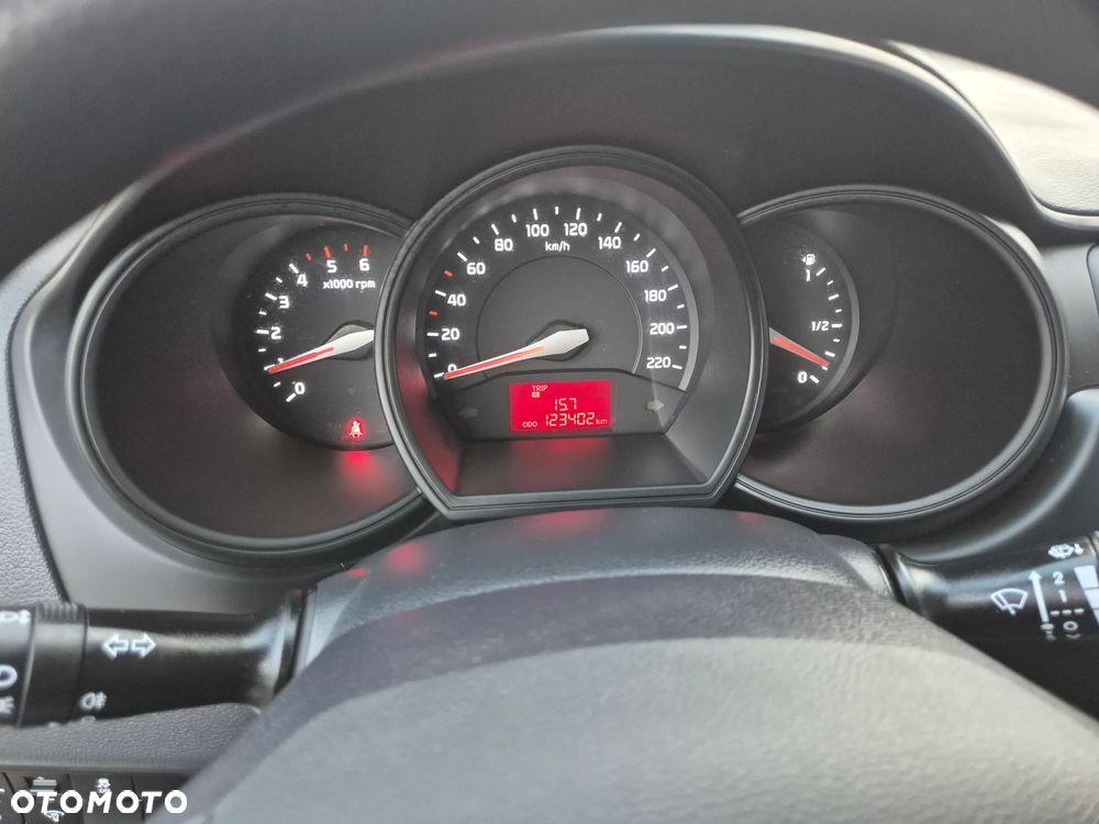 Kia Rio 1.1 CRDI Spirit - 33