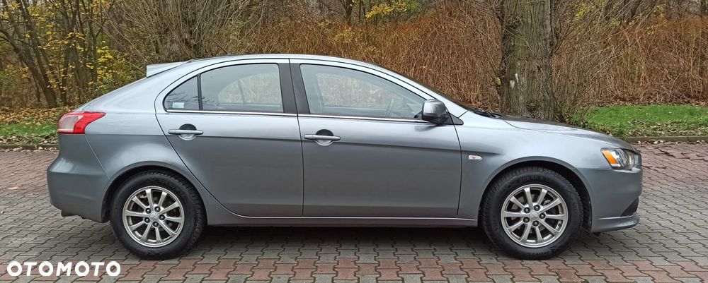 Mitsubishi Lancer - 5