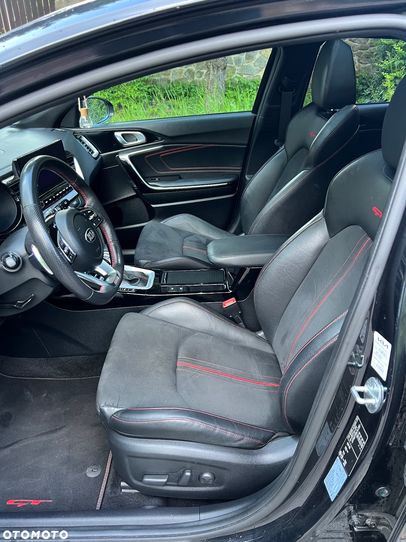 Kia ProCeed 1.6 T-GDI DCT7 OPF GT - 12