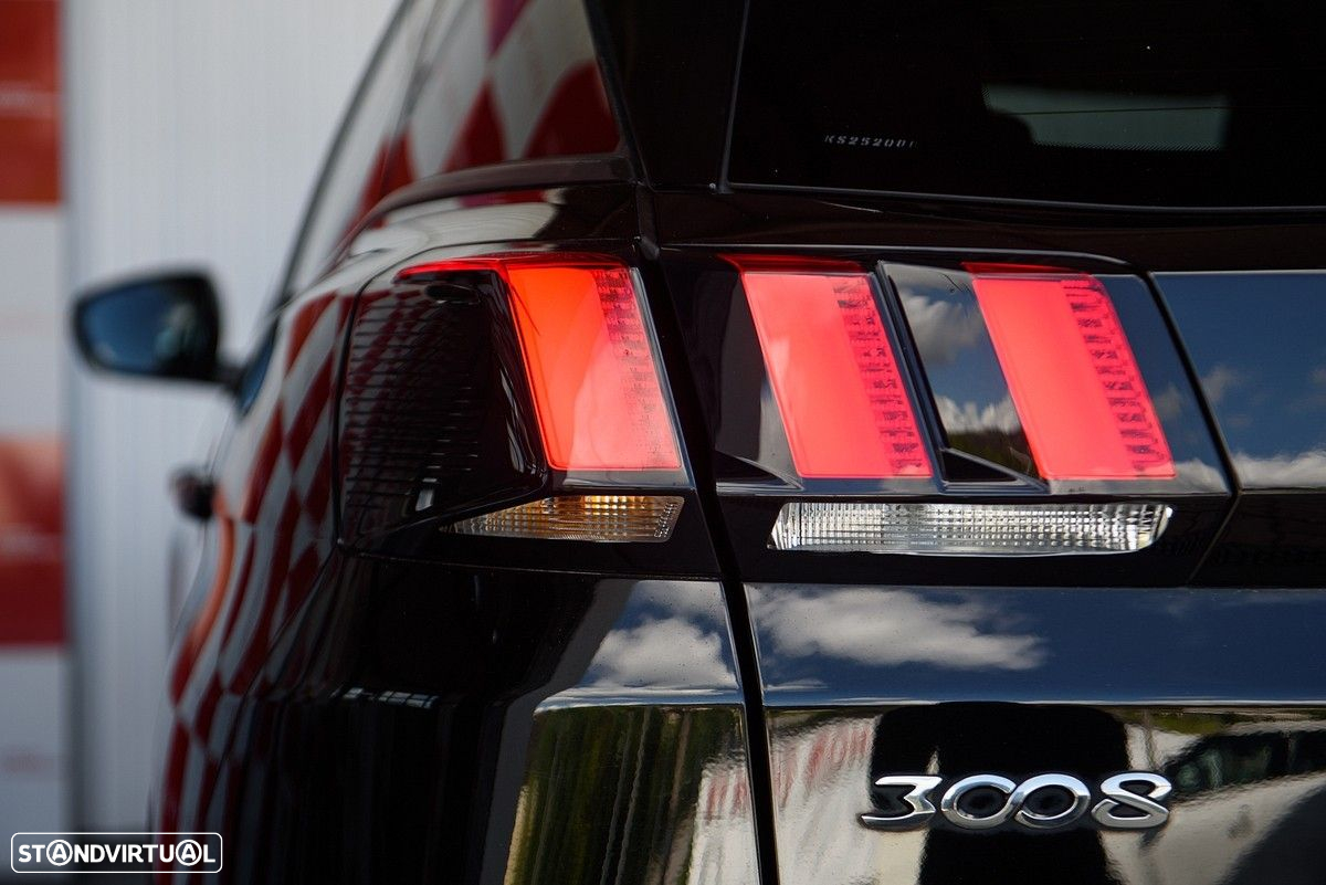 Peugeot 3008 1.2 PureTech Allure Pack EAT8 - 14