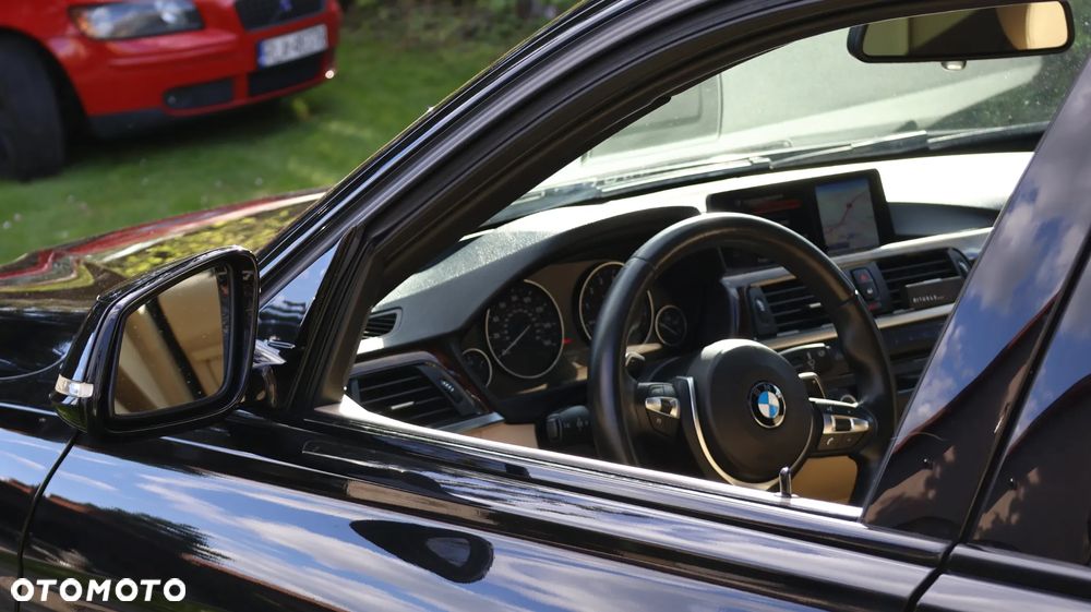 BMW Seria 3 335i xDrive M Sport - 4