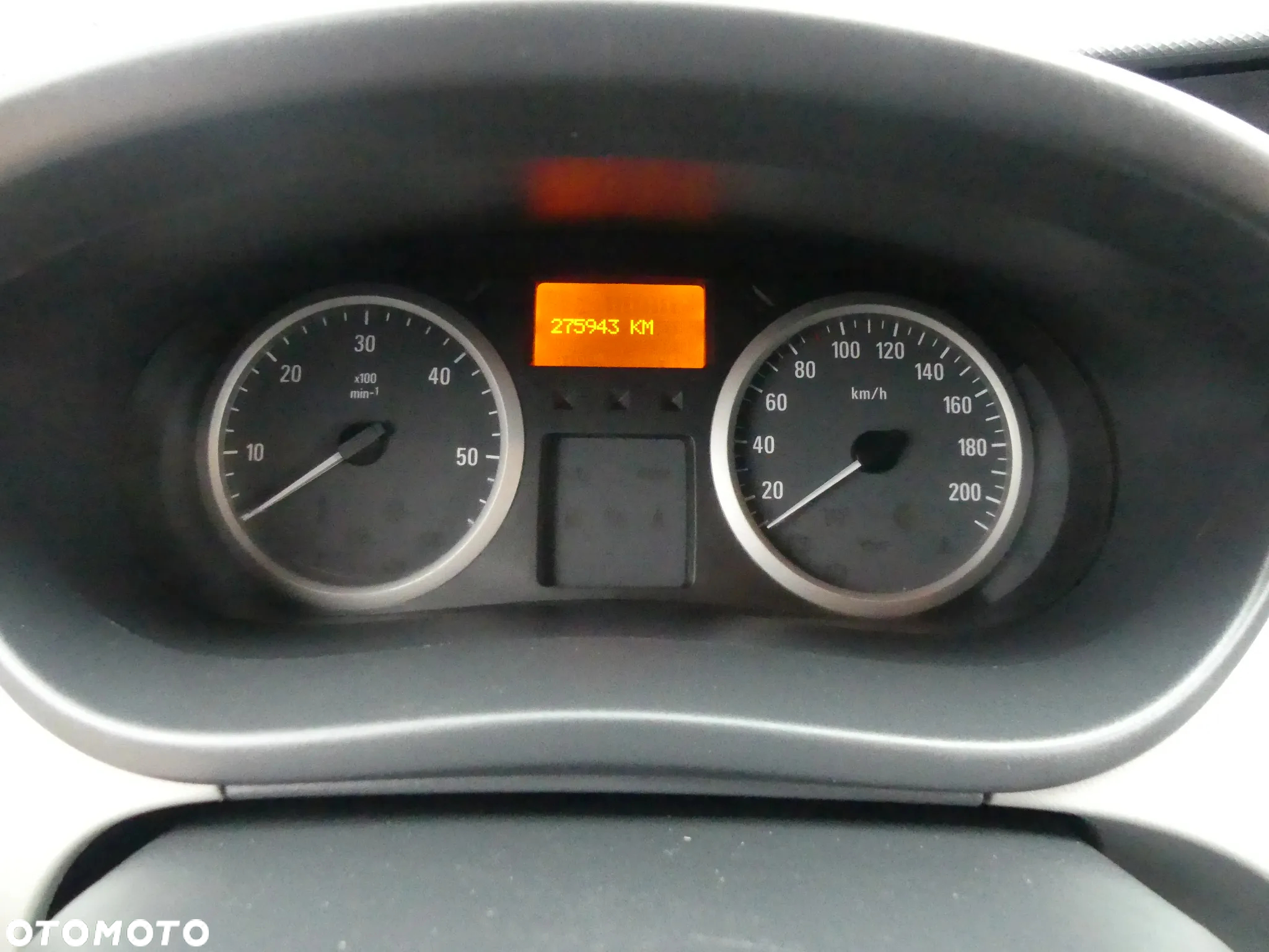 Opel VIVARO - 12