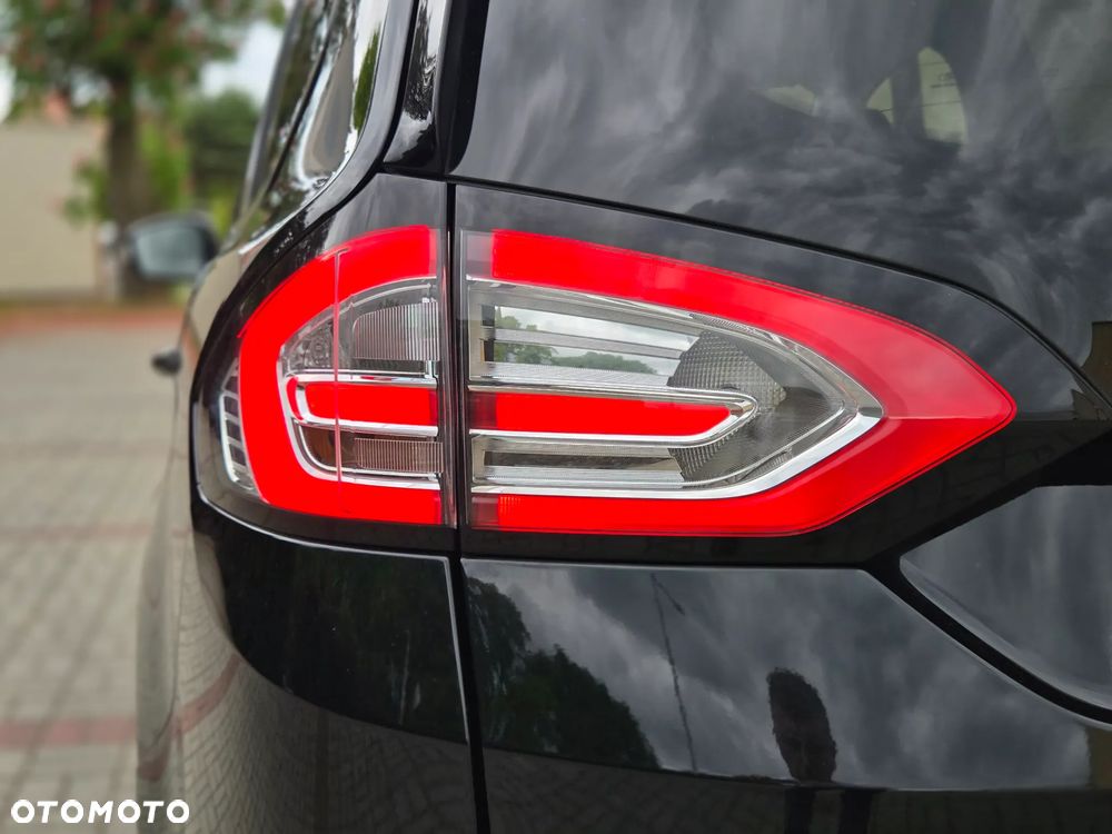 Ford Galaxy 1.5 EcoBoost Titanium - 32
