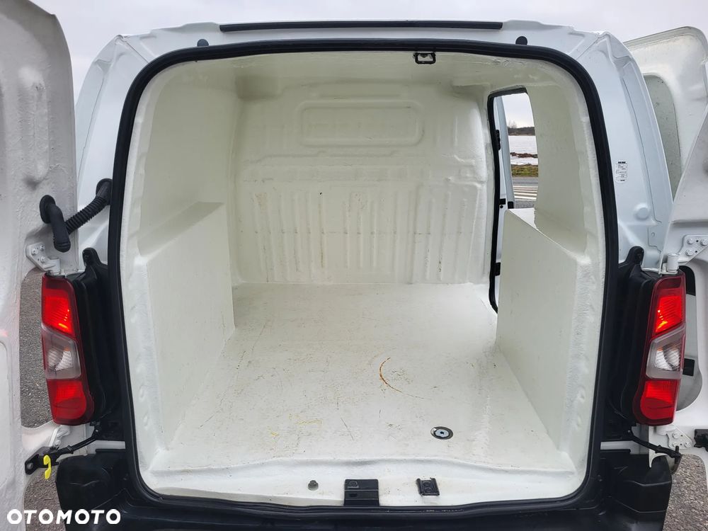 Peugeot PARTNER - 13