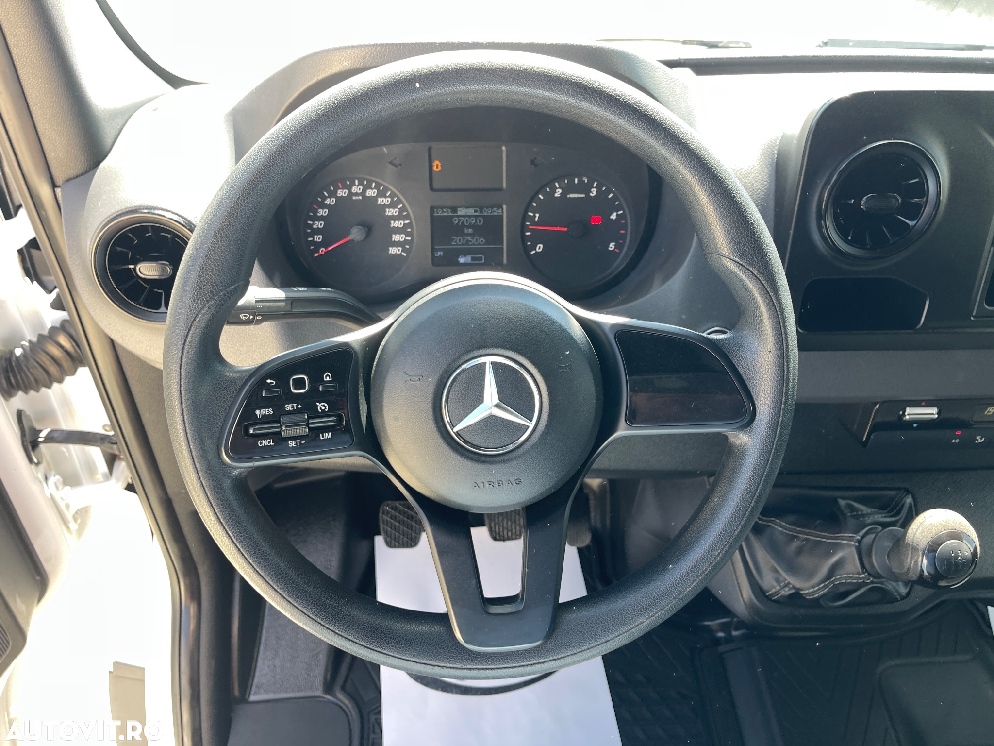Mercedes-Benz Sprinter 319 3.0CDI V6 MEDIU 2CULISANTE - 29