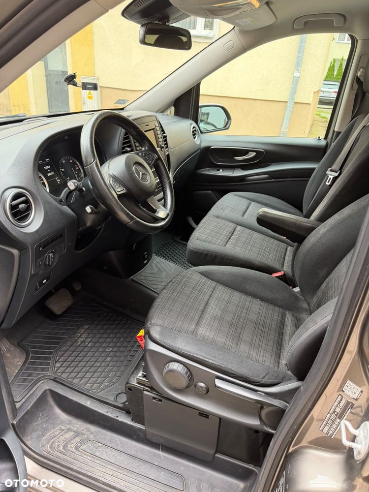 Mercedes-Benz Vito - 15