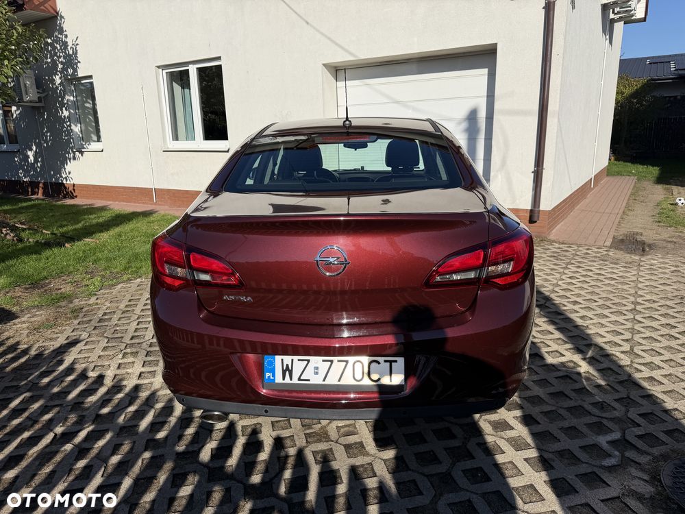 Opel Astra 2018 photo 4