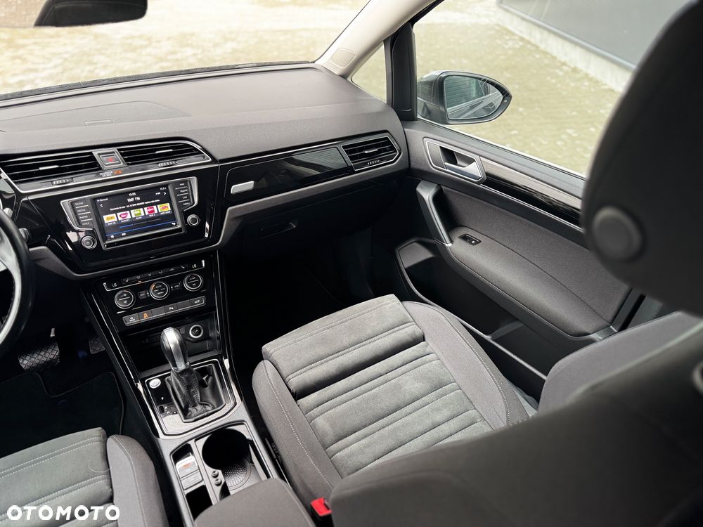 Volkswagen Touran 1.8 TSI BMT Highline DSG - 13