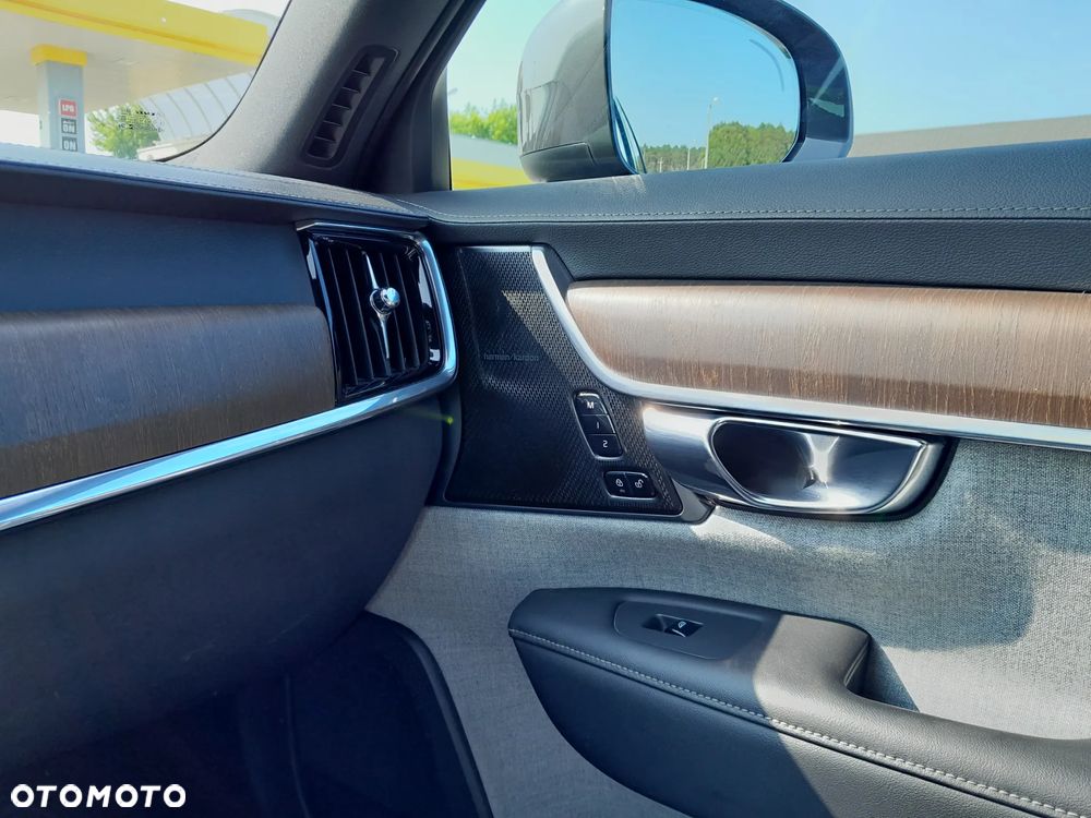 Volvo V90 D5 AWD Momentum - 12