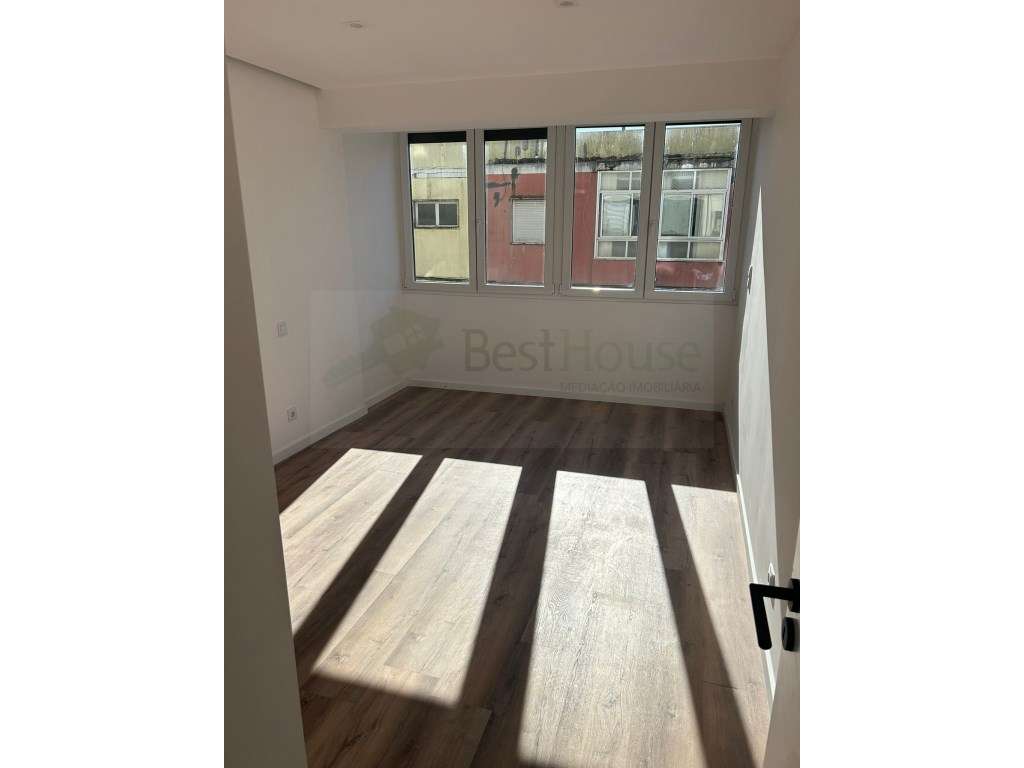 T2 Agualva Remodelado - Arrendado - Grande imagem: 4/8