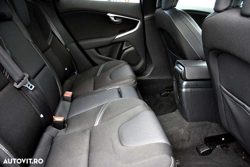 Volvo V40 - 19