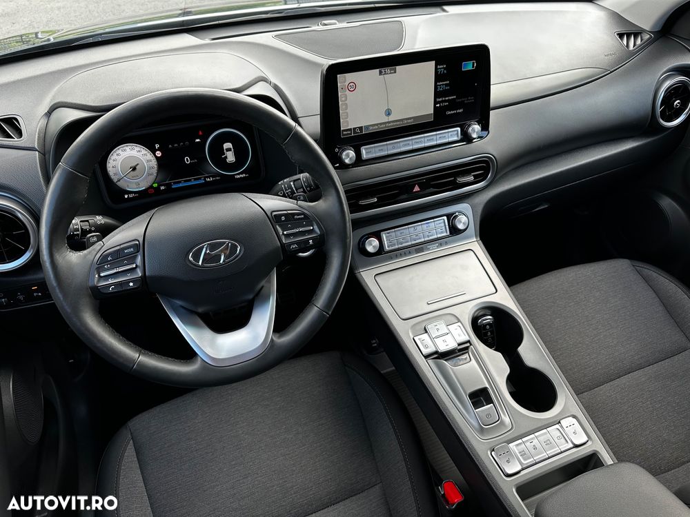 Hyundai KONA Premium - 36