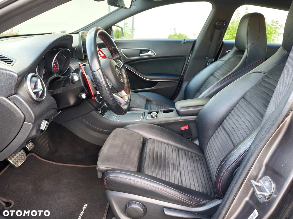 Mercedes-Benz CLA 180 7G-DCT AMG Line - 19