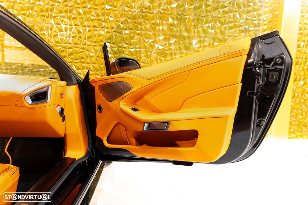 Aston Martin Vanquish Touchtronic 2 - 28