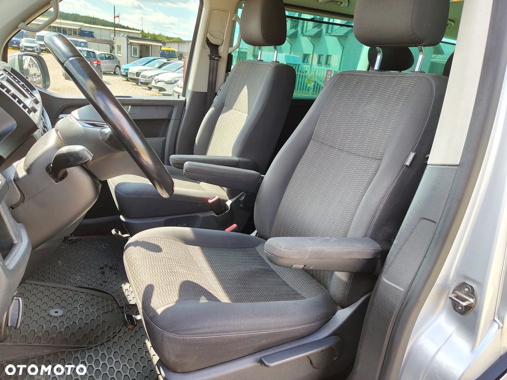 Volkswagen Caravelle 2.0 TDI L2 Comfortline - 12