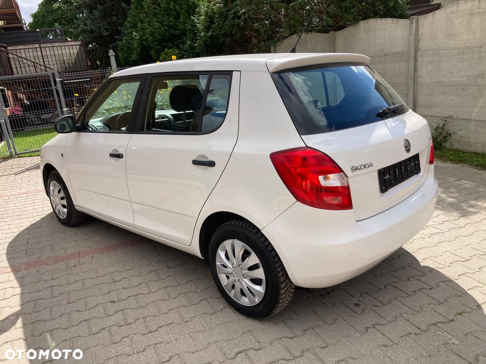 Skoda Fabia 1.2 HTP Active - 9
