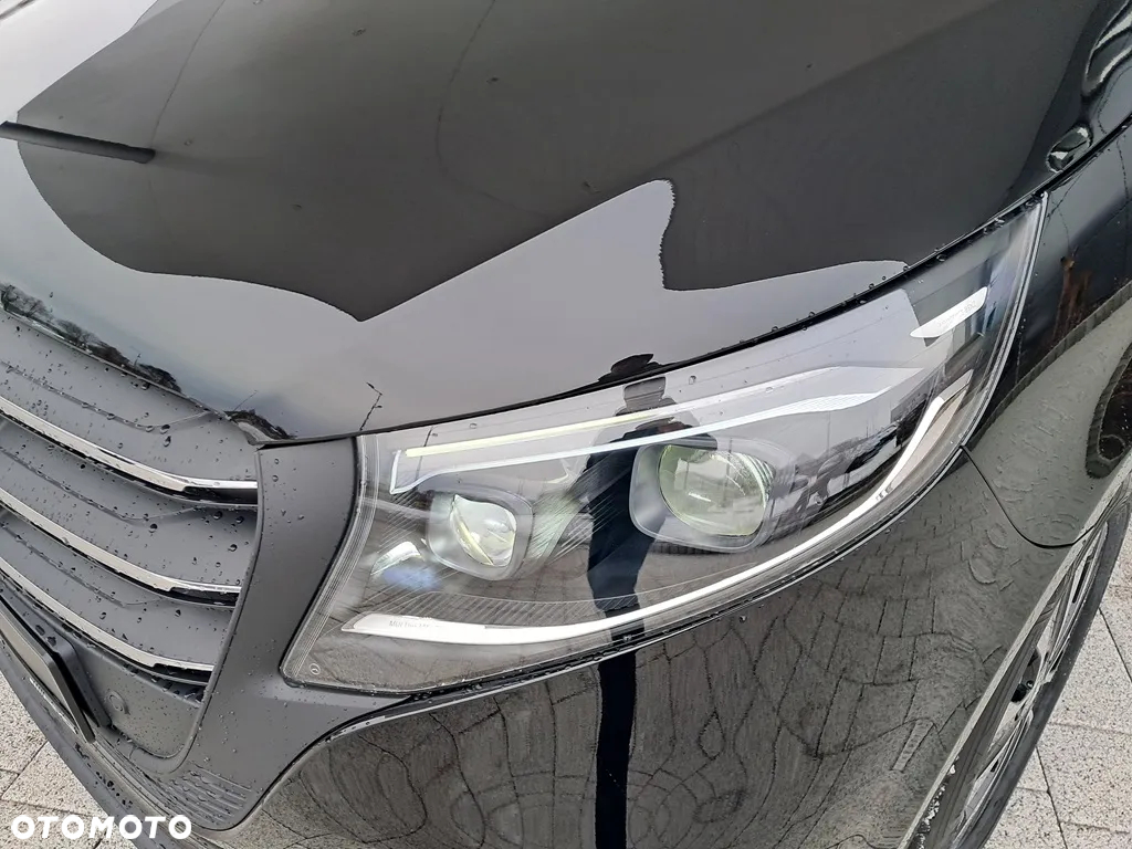Mercedes-Benz Vito pod karawan - 14