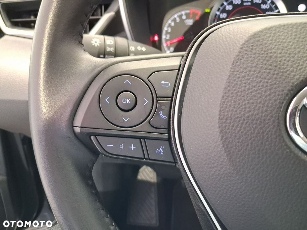 Toyota Corolla - 13