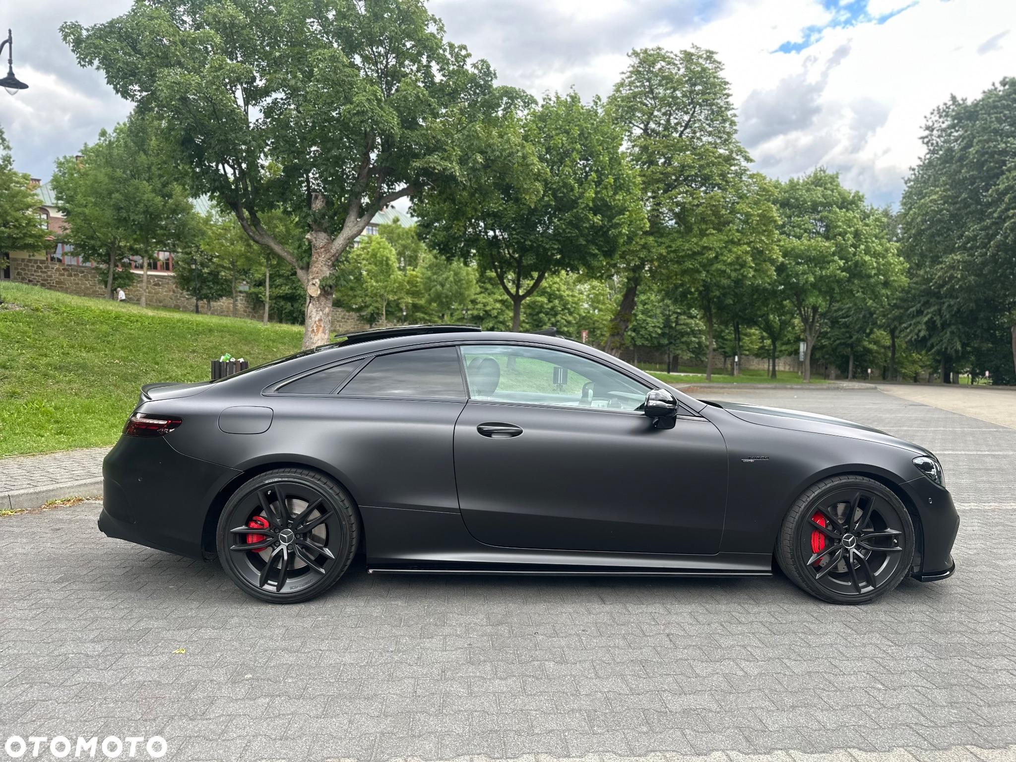 Mercedes-Benz Klasa E AMG 53 Coupe 4-Matic+ 9G-TRONIC - 36