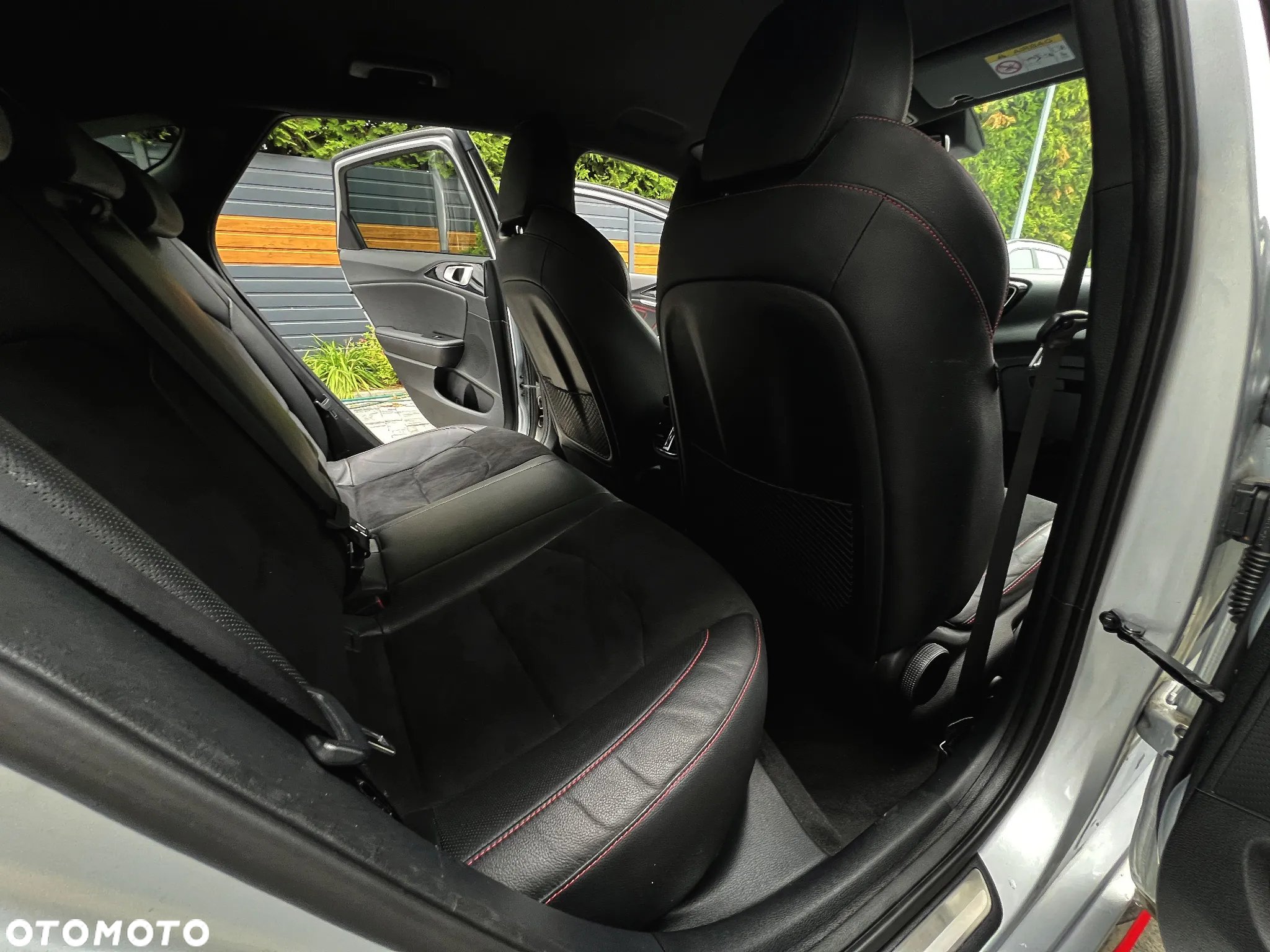 Kia ProCeed 1.6 T-GDI GT DCT - 17