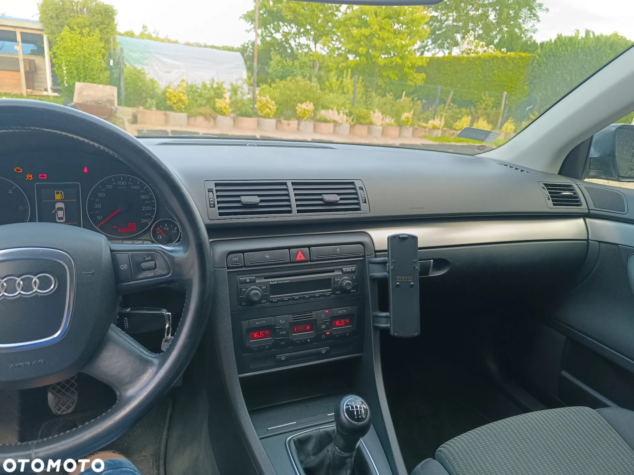 Audi A4 Avant 2.0 TDI - 15