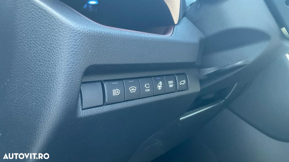 Toyota RAV4 2.5 VVT-iE 4x4 Luxury - 36