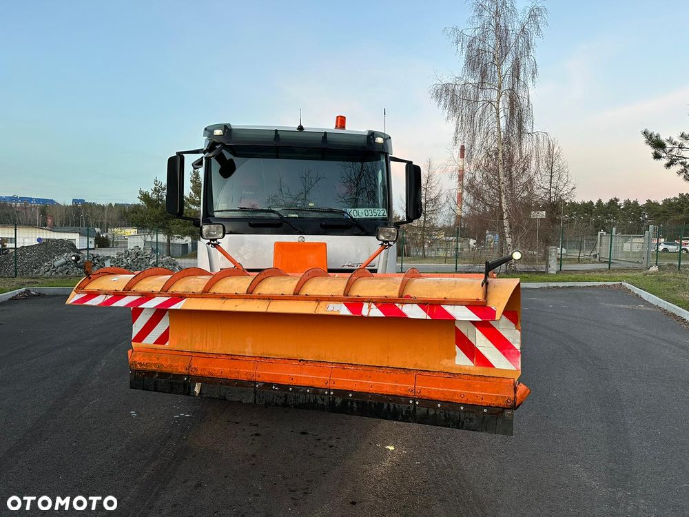 Mercedes-Benz Actros - 8