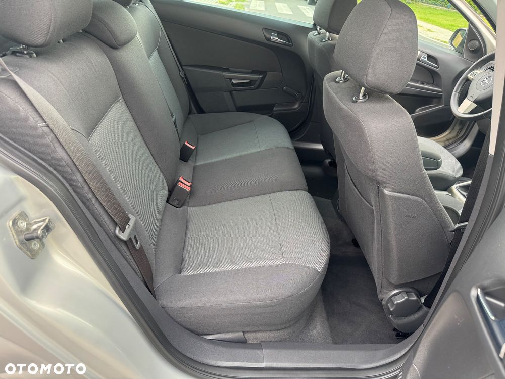 Opel Astra 1.6 Edition - 15