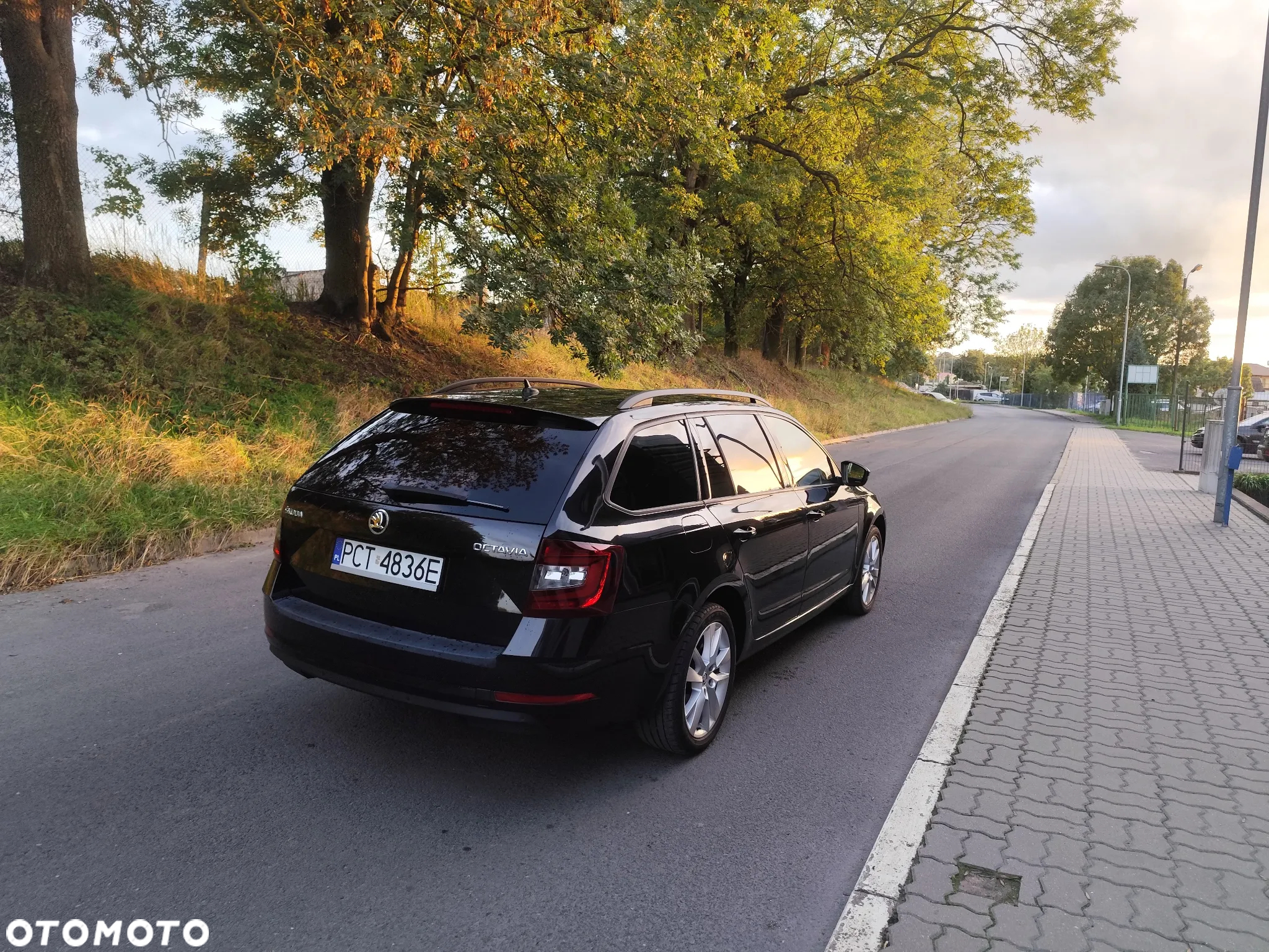 Skoda Octavia 2.0 TDI Clever - 7