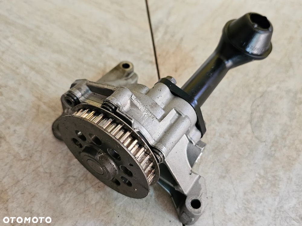 POMPA OLEJOWA 1,6 TDI 03L115105B - 2