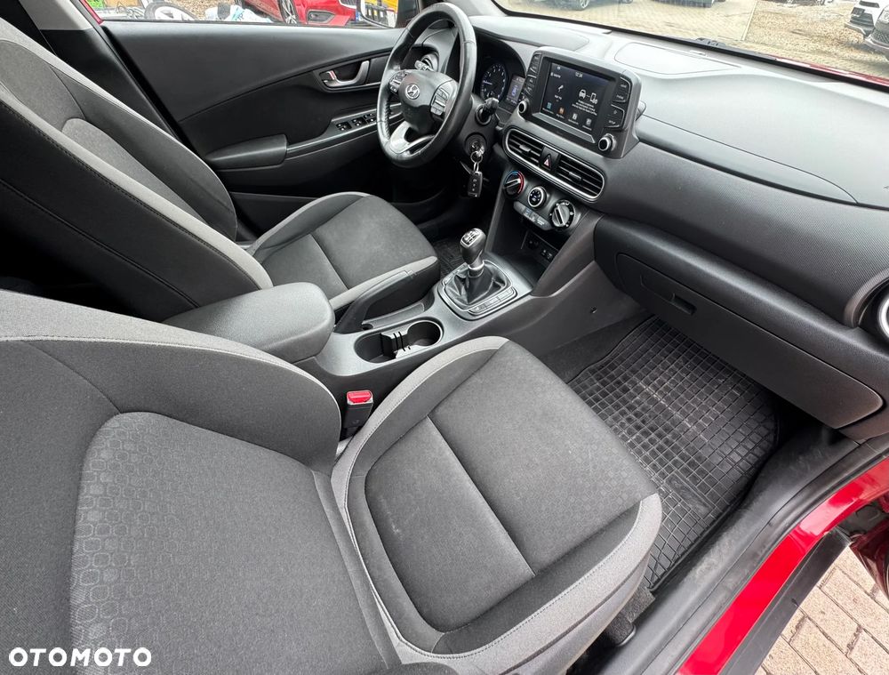 Hyundai Kona - 21