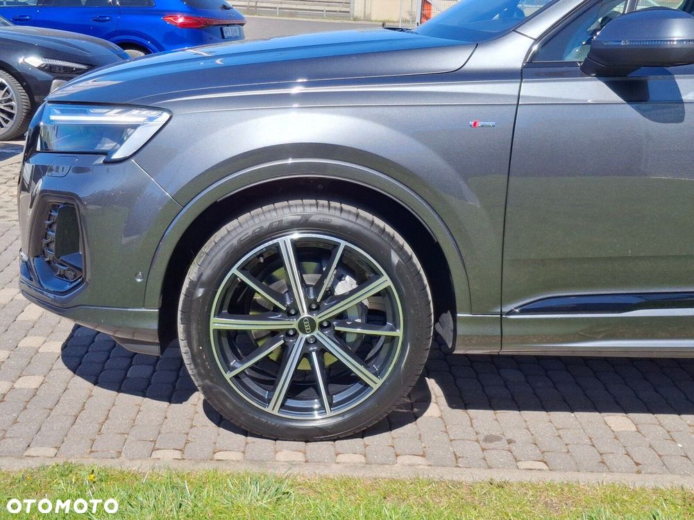 Audi Q7 - 2
