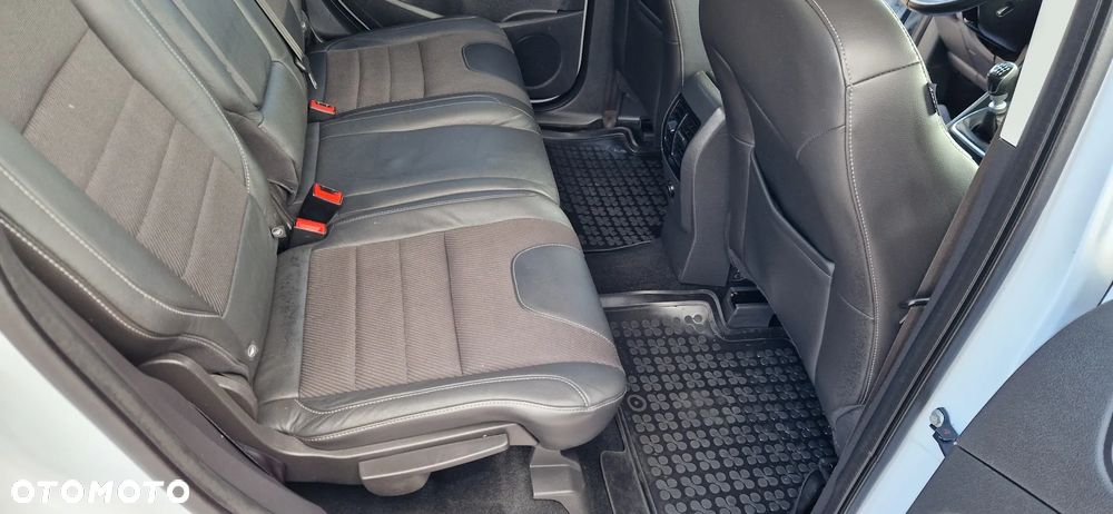 Ford Kuga 2.0 TDCi Titanium FWD - 19