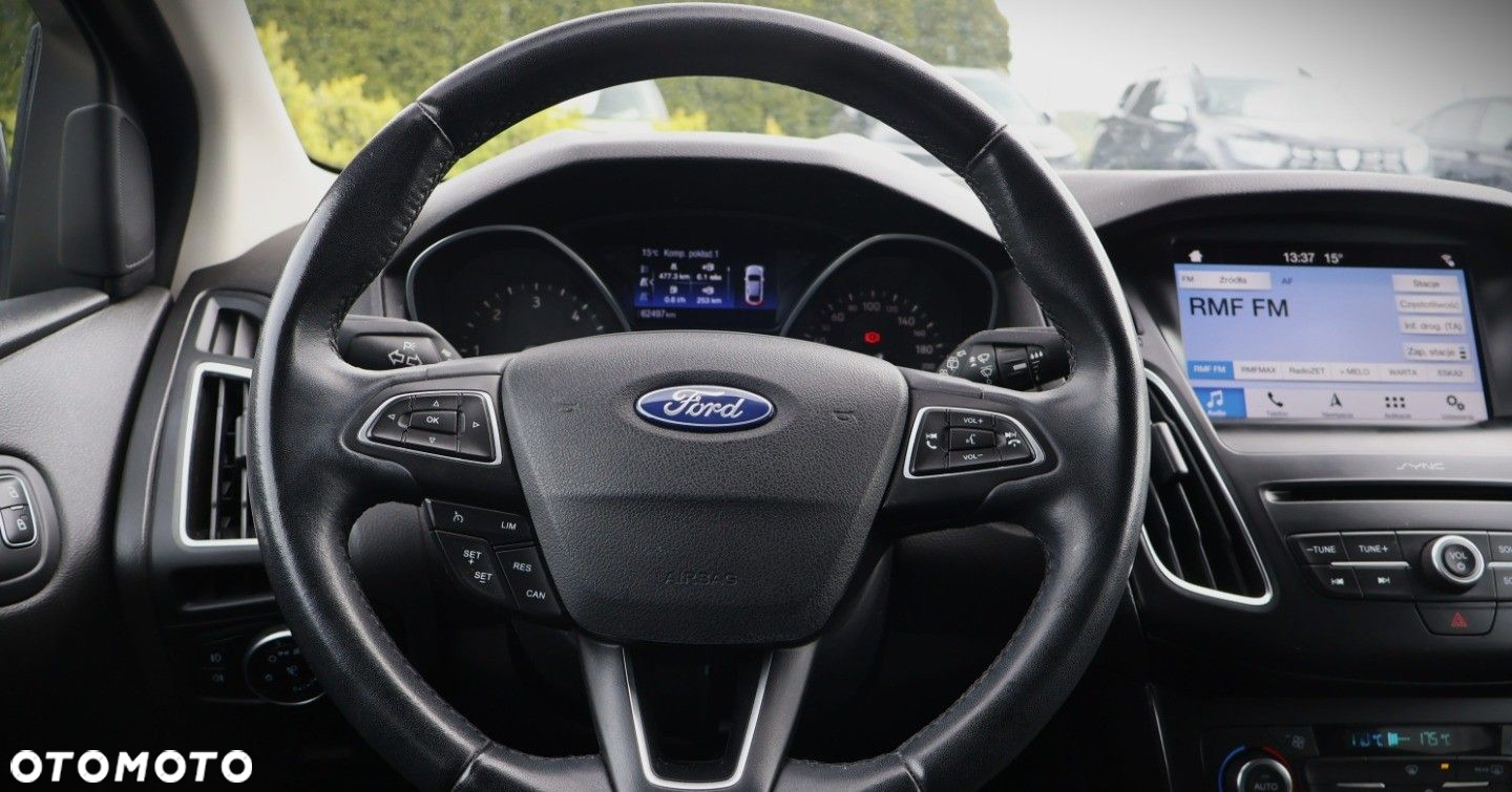Ford Focus - 17