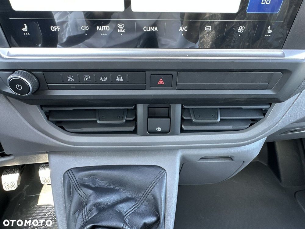 Volkswagen Transporter Furgon, 2,0TDI 150KM, 6-bieg.manualna, r.o :3500 mm - 26
