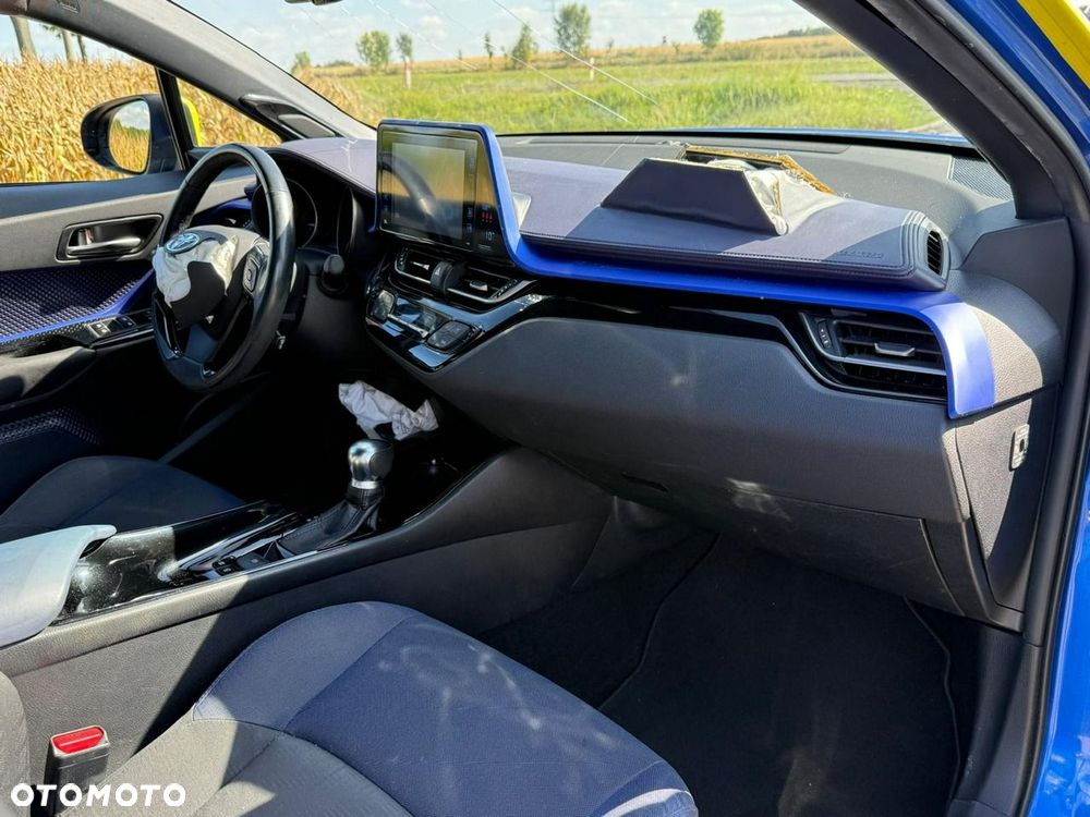 Toyota C-HR 1.8 Hybrid GPF Selection - 17