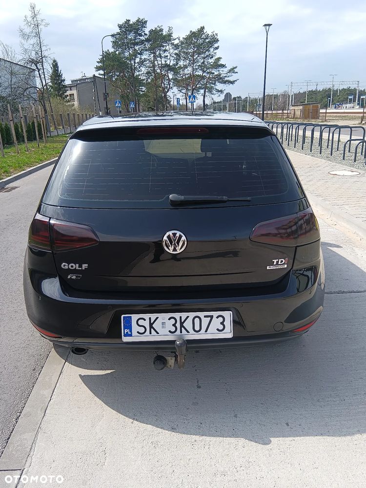 Volkswagen Golf 1.6 TDI DPF BlueMotion Technology DSG Trendline - 12