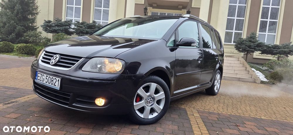 Volkswagen Touran 2.0 TDI DPF Highline - 22