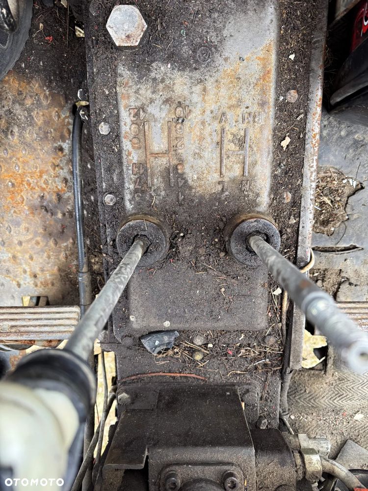 Massey Ferguson MF274/4 - 16