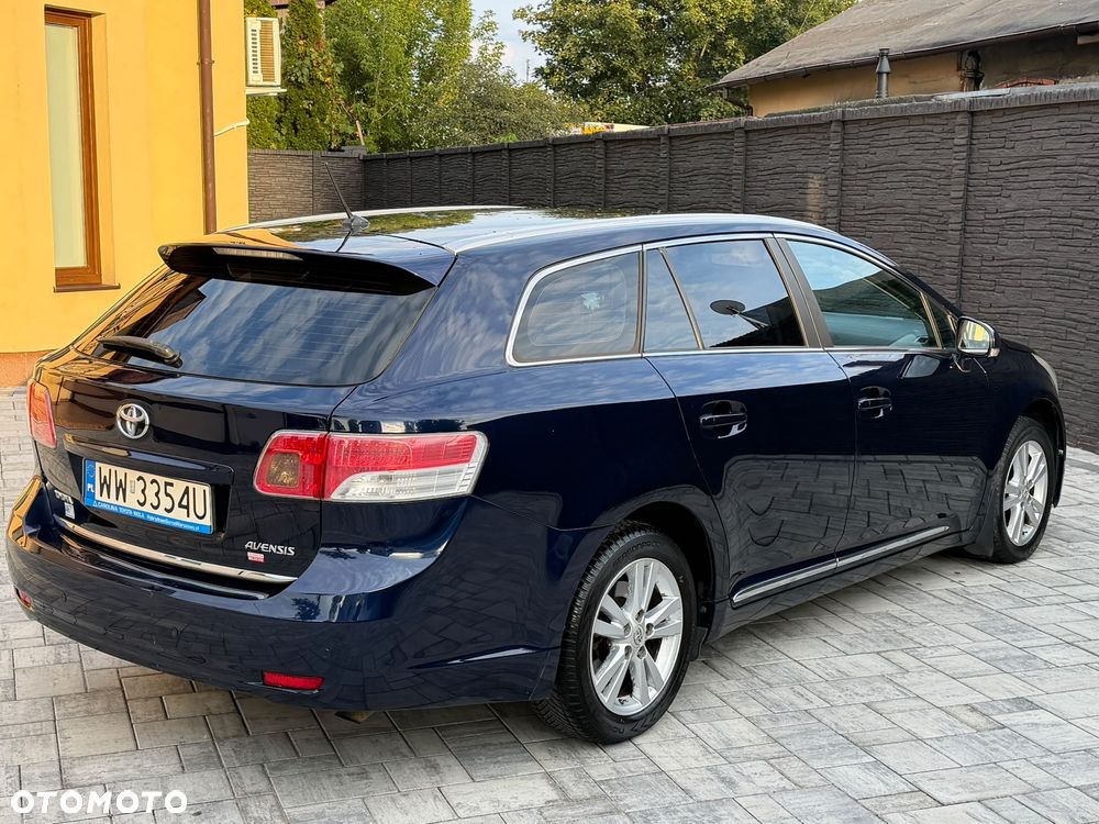 Toyota Avensis 2.0 D-4D Sol+NAVI - 4