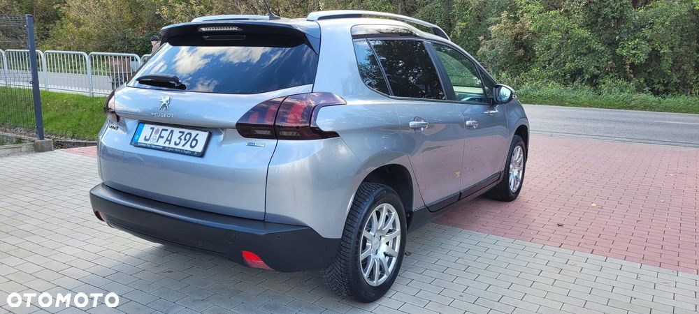 Peugeot 2008 2016 photo 5